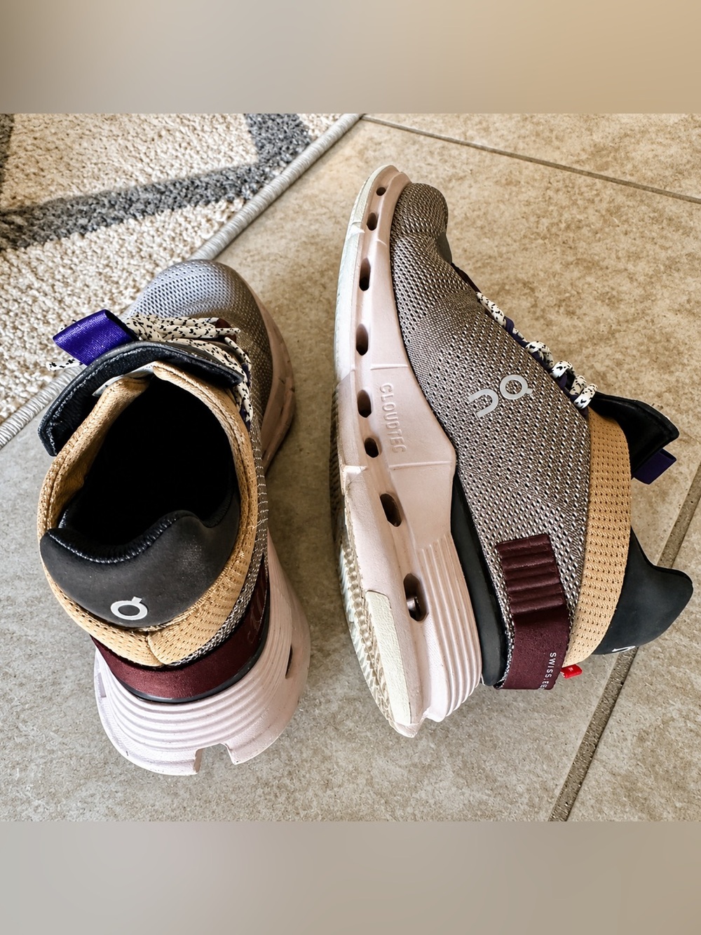 On cloud Running Gray and Purple Athletic Shoes with Breathable Mesh